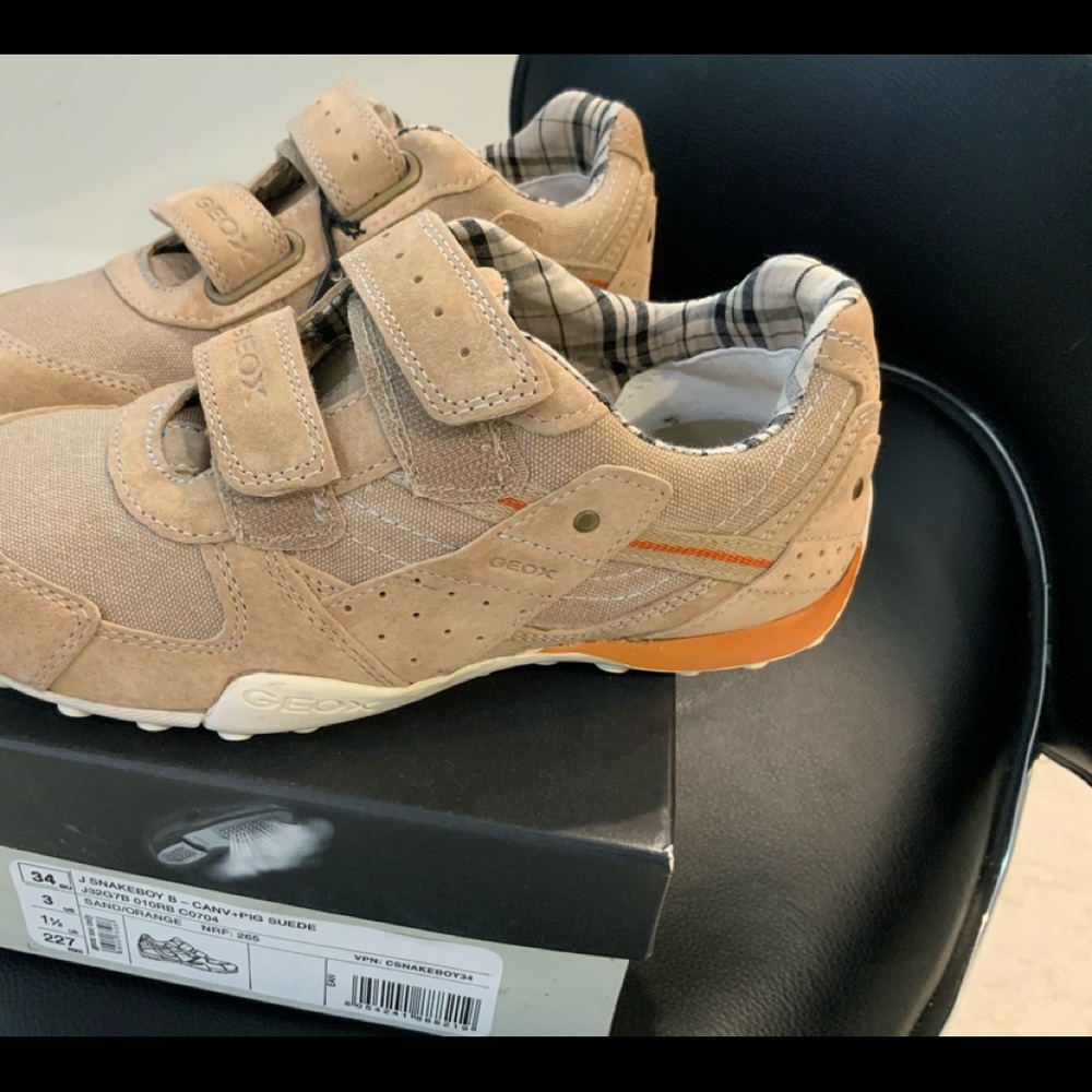GEOX J Snake 100% Aut  trainers are super stylish